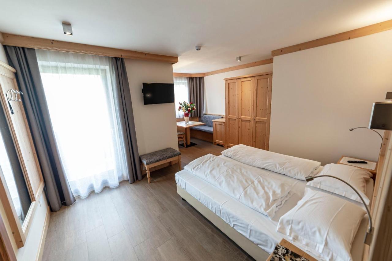 Hotel Garni Paradisi - Wellness & Spa Mezzano Zewnętrze zdjęcie