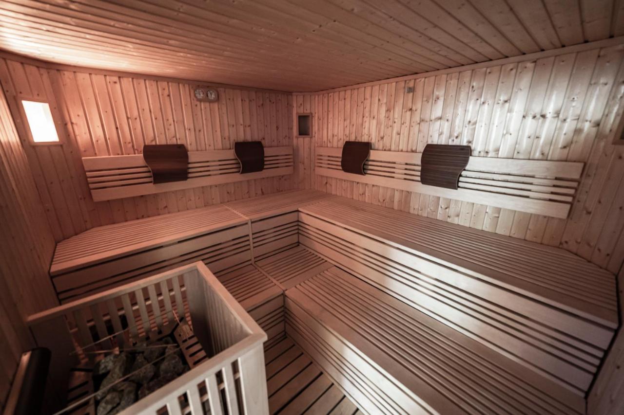 Hotel Garni Paradisi - Wellness & Spa Mezzano Zewnętrze zdjęcie