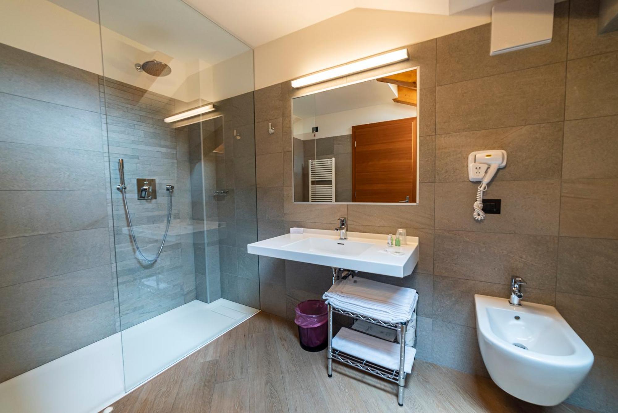 Hotel Garni Paradisi - Wellness & Spa Mezzano Zewnętrze zdjęcie