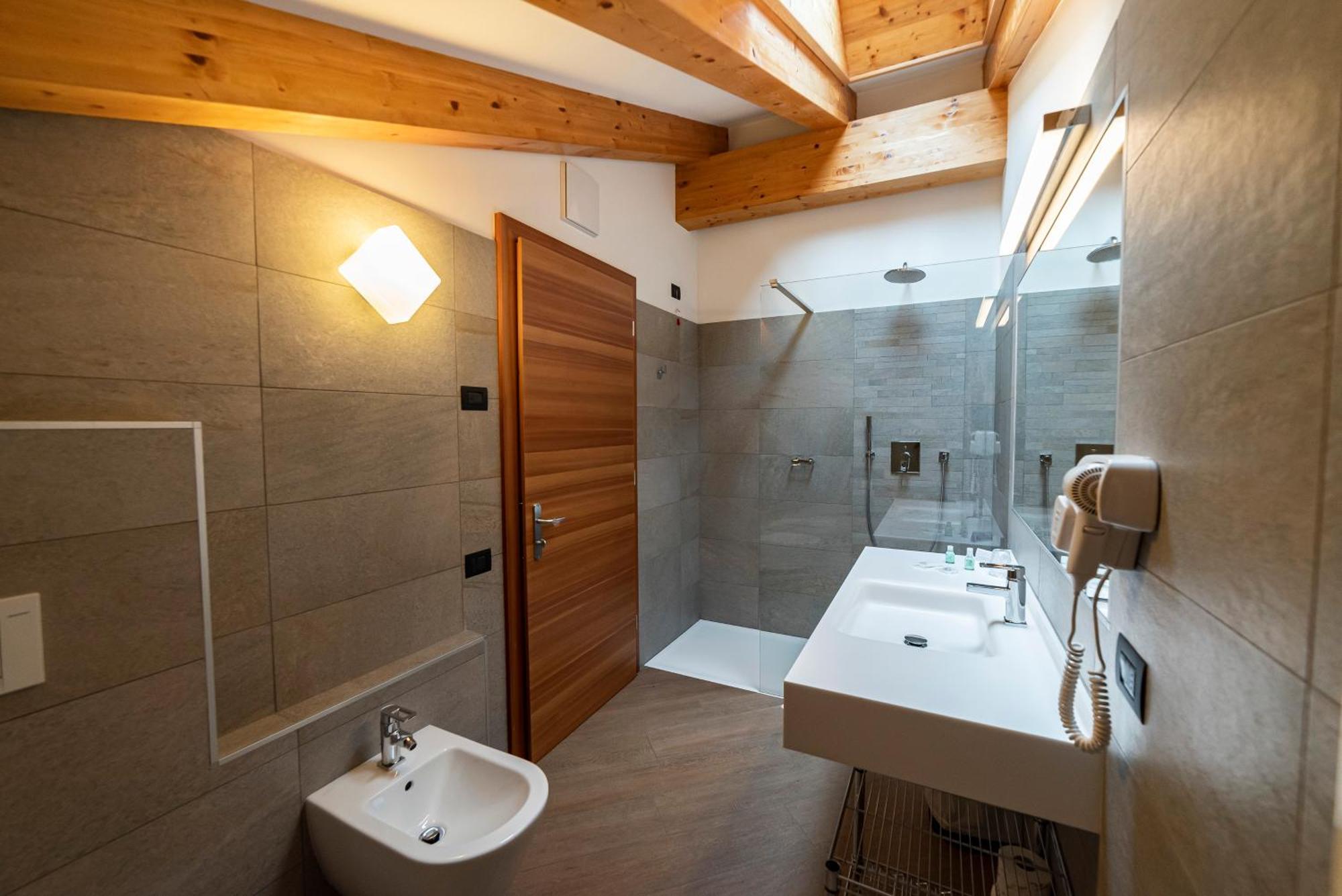 Hotel Garni Paradisi - Wellness & Spa Mezzano Zewnętrze zdjęcie