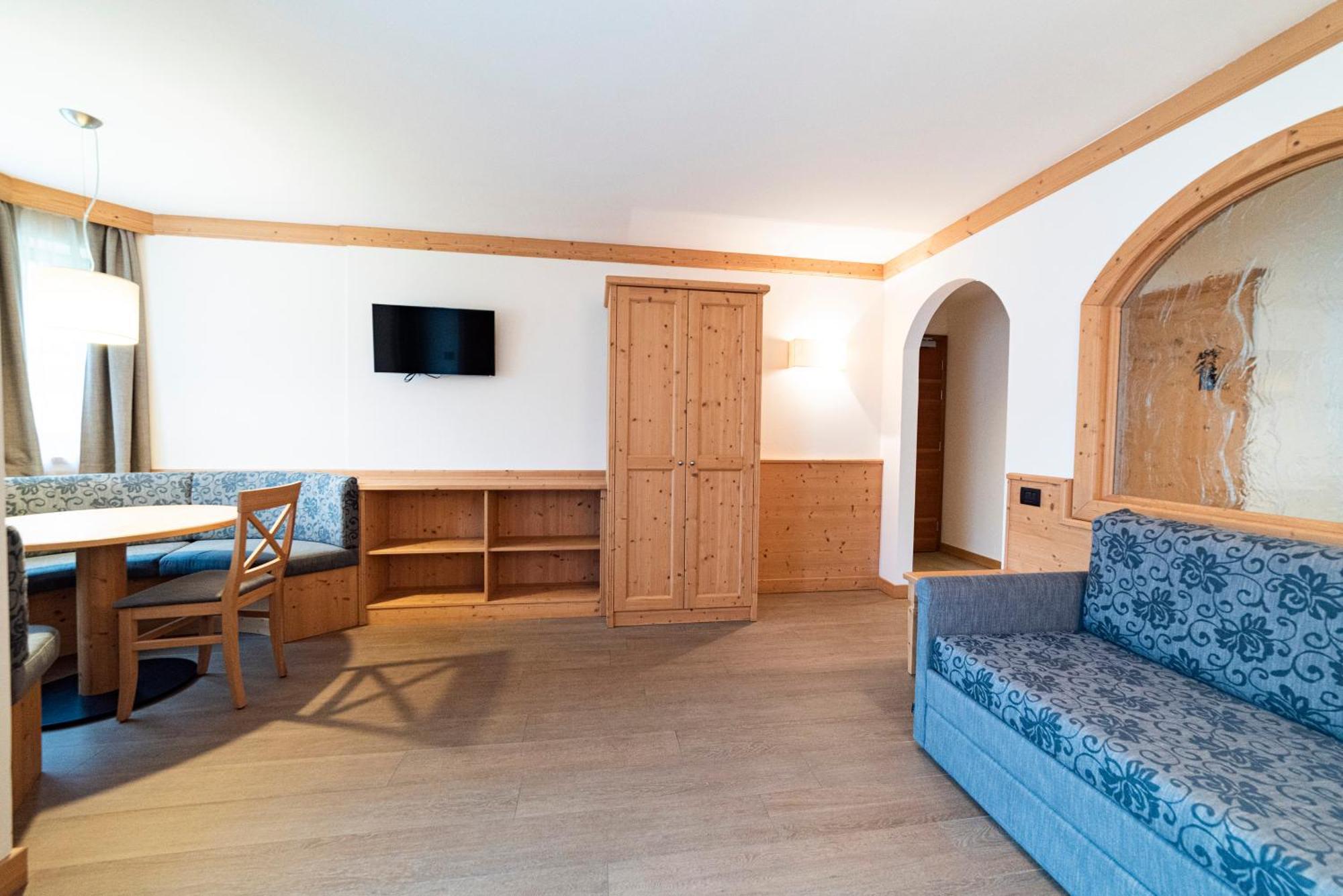 Hotel Garni Paradisi - Wellness & Spa Mezzano Zewnętrze zdjęcie