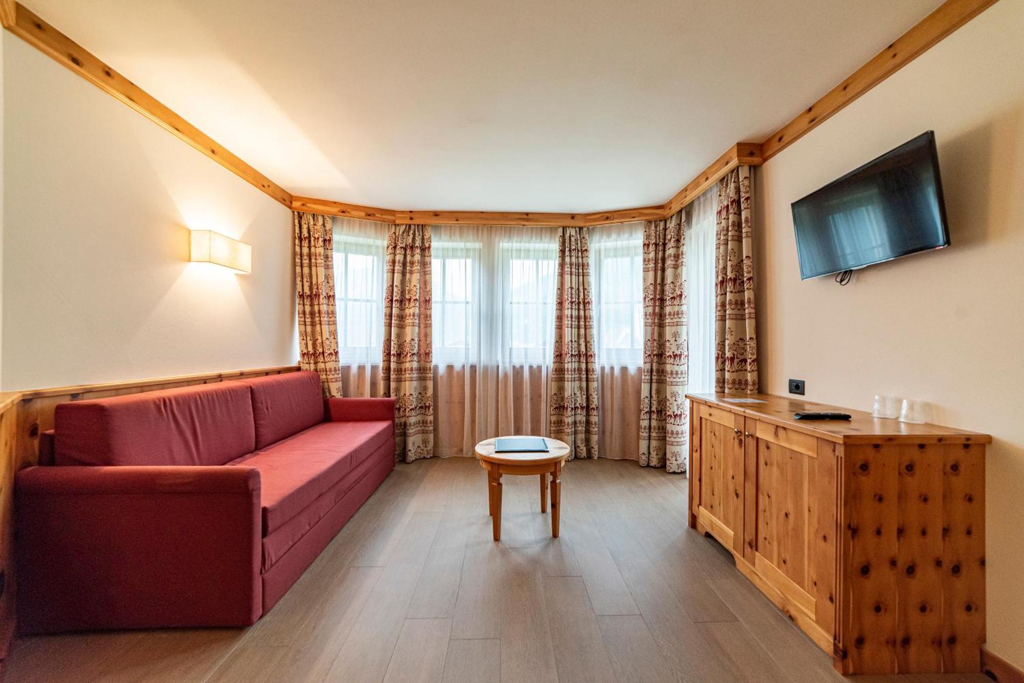 Hotel Garni Paradisi - Wellness & Spa Mezzano Zewnętrze zdjęcie