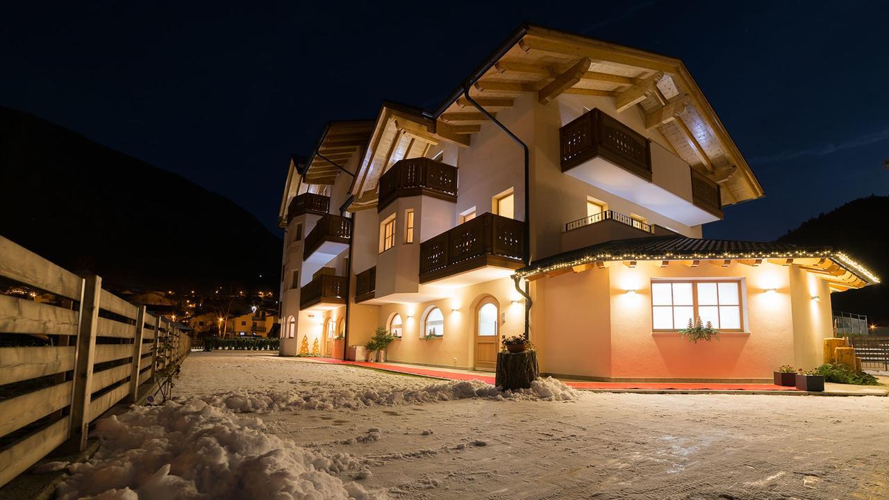Hotel Garni Paradisi - Wellness & Spa Mezzano Zewnętrze zdjęcie