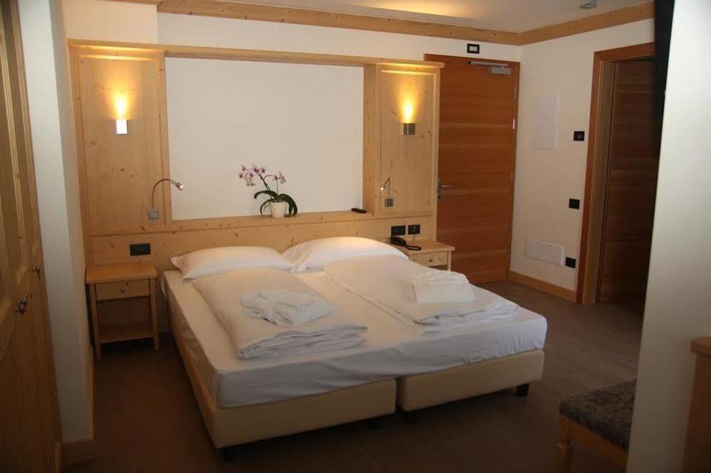 Hotel Garni Paradisi - Wellness & Spa Mezzano Zewnętrze zdjęcie