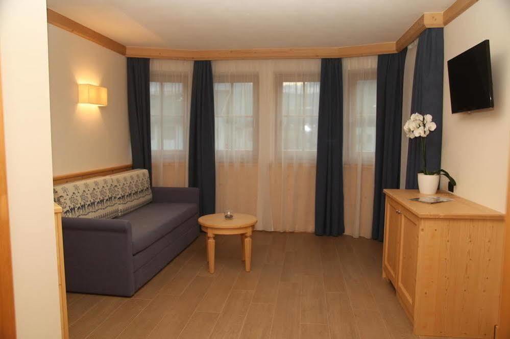 Hotel Garni Paradisi - Wellness & Spa Mezzano Zewnętrze zdjęcie